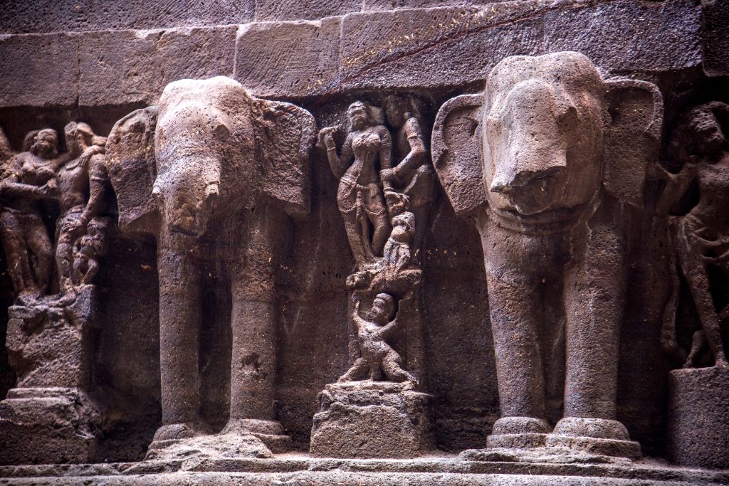 Embekka Devalaya